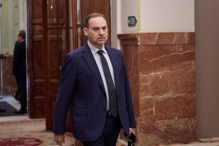 Ábalos asegura que Sánchez y Cerdán se reunieron con Otegi