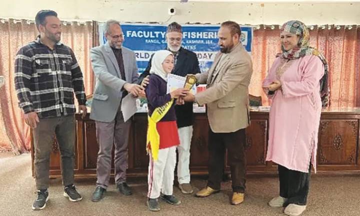 SKUAST-K celebrates World Fisheries Day with extensive outreach, student engagement activities