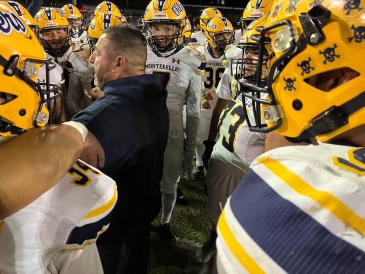 Montebello football outlasts La Puente to reach first CIF final in 90 years