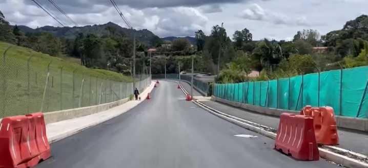 Convenio Gobernación-El Retiro, permitirá finalizar en 2026 la vía La María – Carabanchel