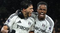 Raul Jiménez anota un golazo en la Premier League con el Fulham