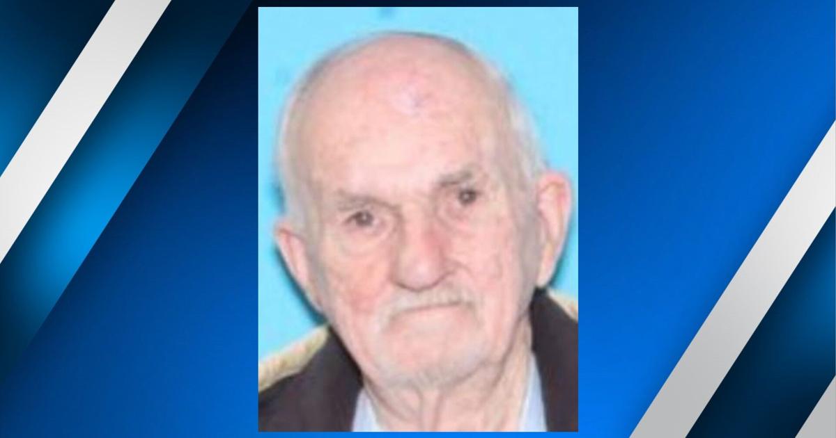 Police search for missing elderly man out of Herrin