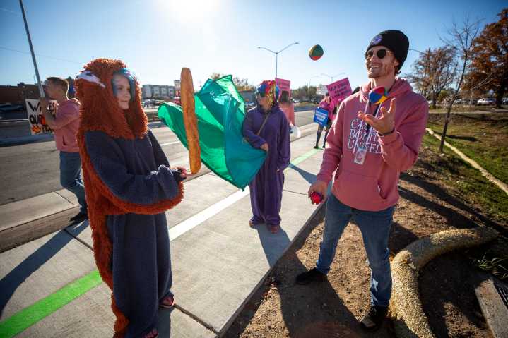 Casa Bonita performers’ strike ends Sunday