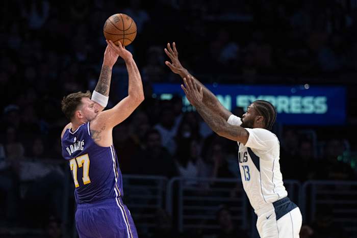 Reaves scores 38 points, Luka adds 35, Lakers hold off Mavs 129
