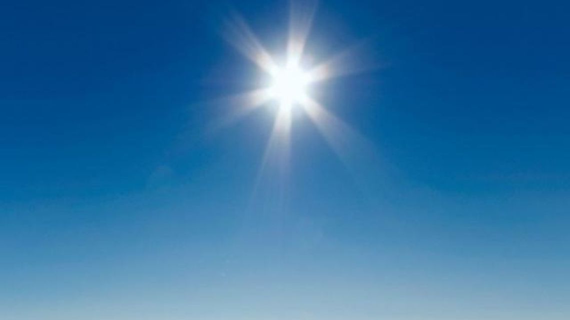 Alerta en Argentina: el índice de rayos UV alcanza nivel extremo y es altamente peligroso para la salud