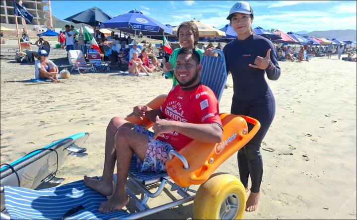 Atletas del surf adaptado causan sensación en el Corona Cero Surf Open Cerritos 2025