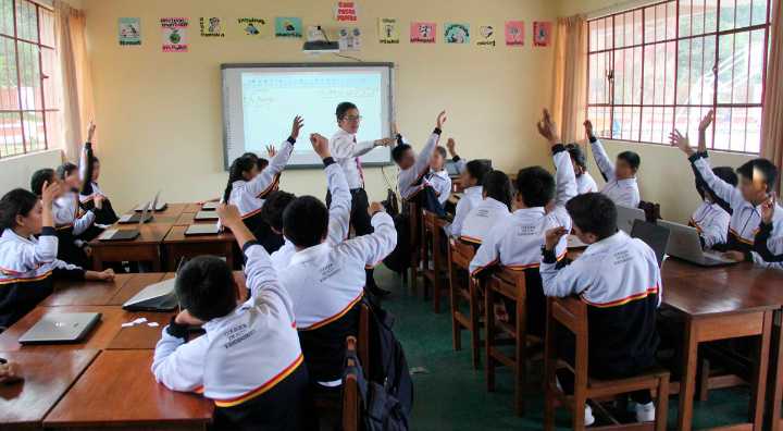 ¿Habrá clases el lunes 8 y martes 9 de diciembre tras aprobarse feriado largo de cuatro días? Esto dijo el Minedu