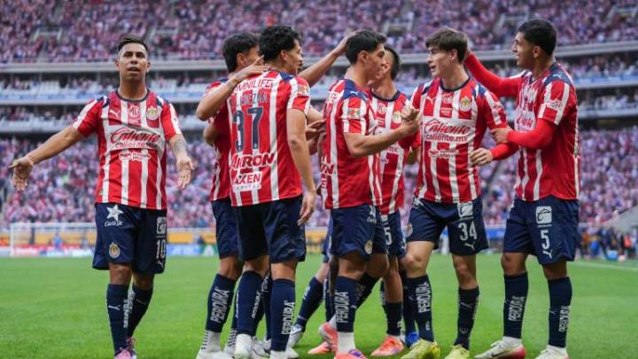 Chivas vence a Monterrey y consolida su lugar en la Liguilla del Apertura 2025
