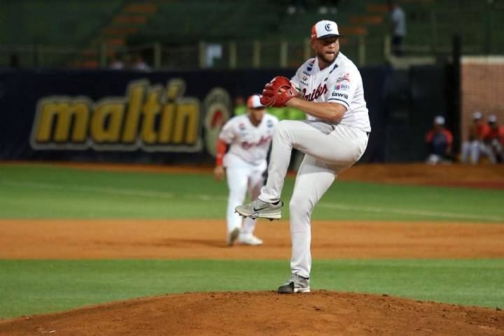 Caribes barrió a Magallanes y ascendió al liderato