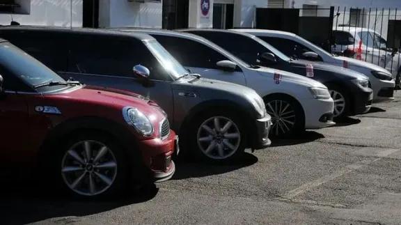 Crece la estafa de los autos “mellizos”: más de 80.000 vehículos circulan con documentación falsa
