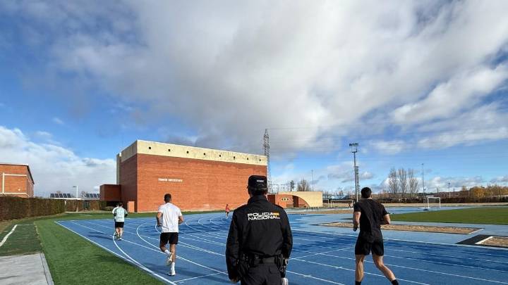Más de 400 aspirantes a Policía Nacional en León