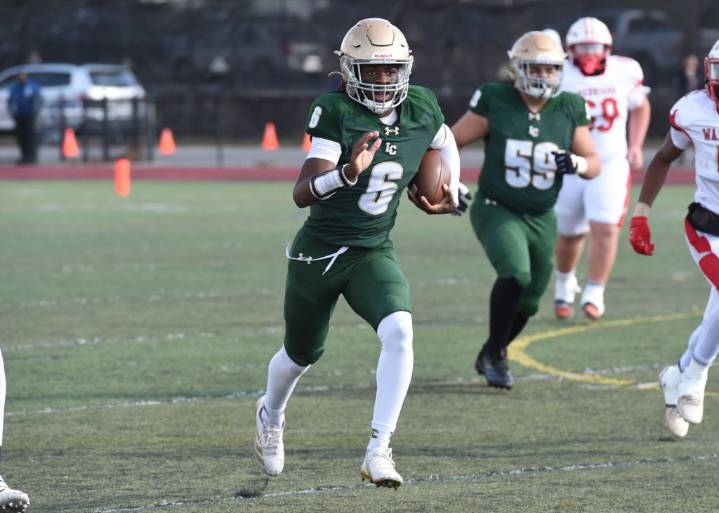 FOOTBALL: Lansdale Catholic pulls away in 4th quarter, tops Bristol in District 1/12 2A final