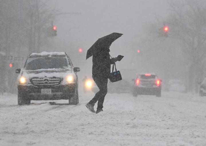 Nor'easter could cause NYC rush hour chaos -- as 3 inches possible in the suburbs