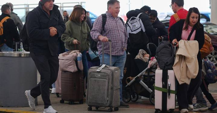 Thanksgiving travel, prices and the great pie debate