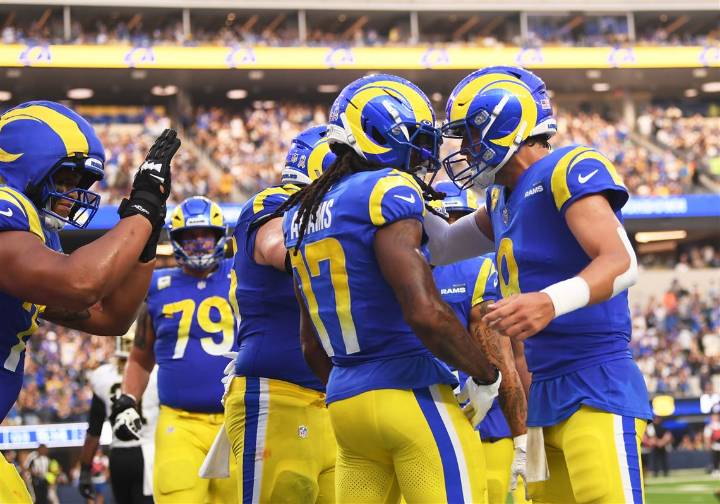 Gerry Dulac's 2025 NFL predictions: Week 10