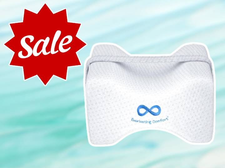 Over 4,000 shoppers bought this ‘game-changing’ knee pillow last month — here’s why