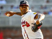 Raisel Iglesias regresa a los Braves por un año y 16 millones de dólares