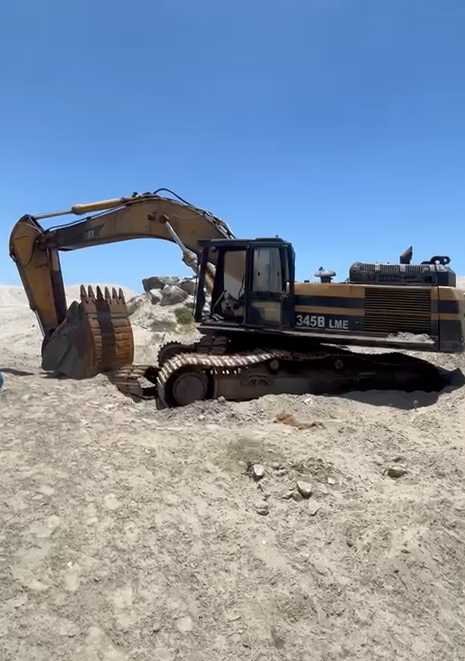 Continúa paralizado el dragado en La Zorra