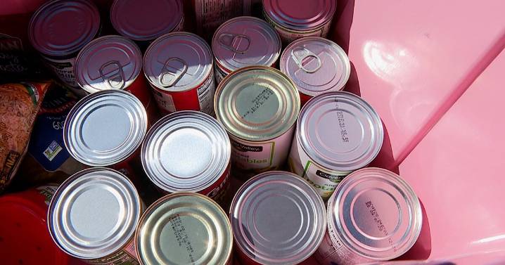 Local residents help feed the Speegleville community