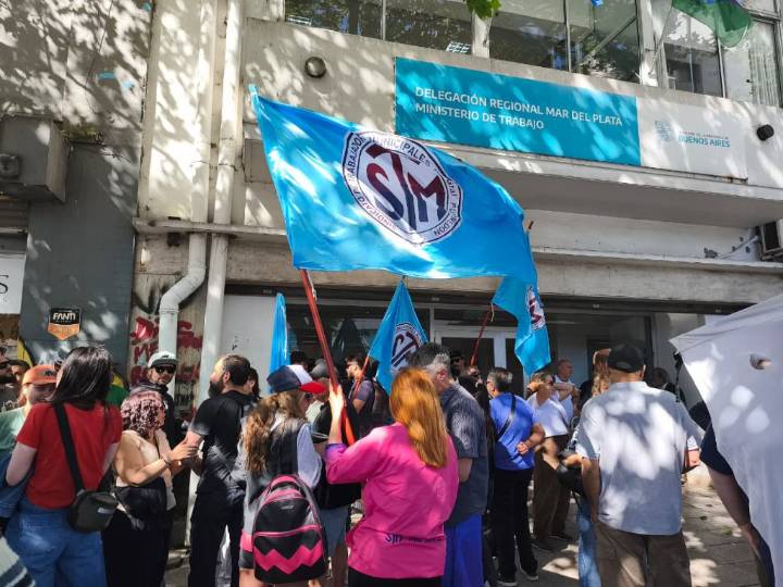 Municipales reclamaron por el pago fuera de término y pedirán una paritaria “justa”