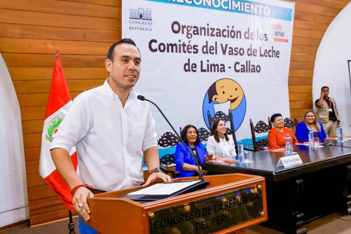 Presidente José Jerí reafirma respaldo del Gobierno para el programa Vaso de Leche