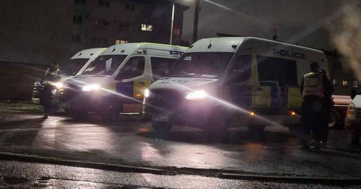 Edinburgh police 'on standby' as officers deployed to combat Bonfire Night disorder