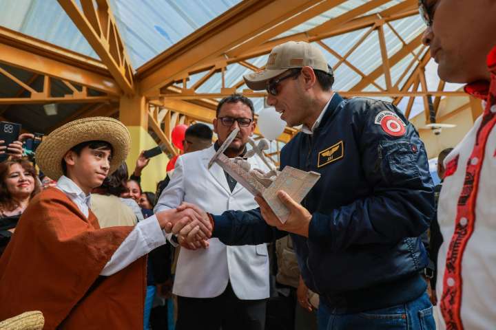 Presidente José Jerí inspeccionó las instalaciones del Hospital Regional Docente de Cajamarca