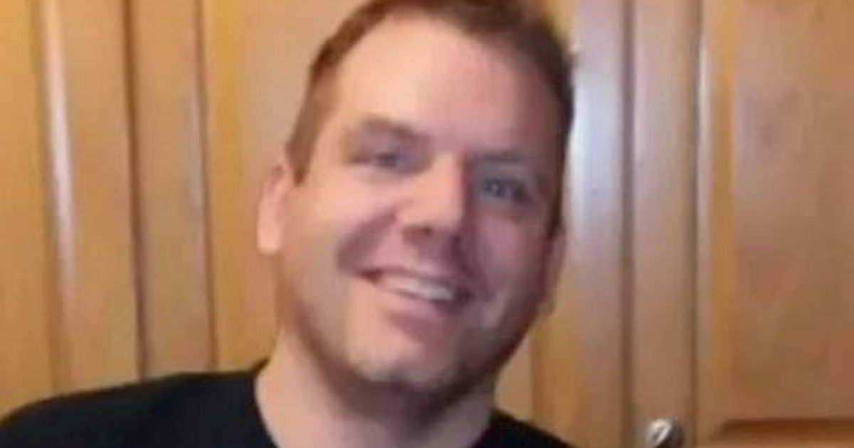 Man, 41, dies after not pooing for an entire month as family sues