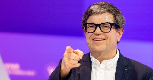 Report: AI Pioneer Yann LeCun to Leave Mark Zuckerberg's Meta, Launch Startup