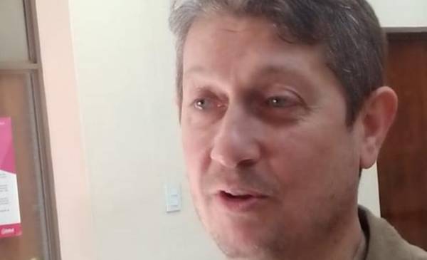 Monti presentó un proyecto para ordenar el cableado y exigir que los nuevos servicios sean subterráneos