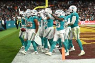 Jones' heroics, Achane's day, thoughts on Dolphins' win over Commanders