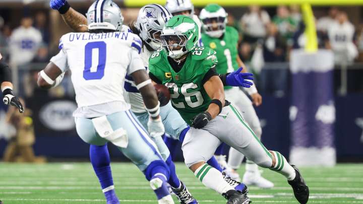 Bears vs. Eagles prediction: Odds, expert picks, QB matchup, injury update, betting trends, and stats