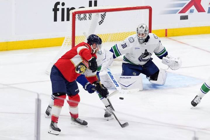 Bennett’s tiebreaking goal leads Panthers past Canucks 8