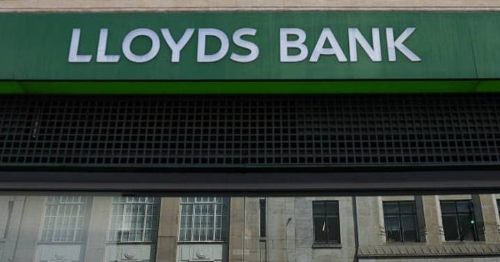 Lloyds Bank issues warning after customers see £1,420 seized from accounts