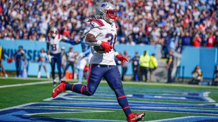 Insider Thinks Patriots Could Make Polarizing ‘Workhorse’ Decision