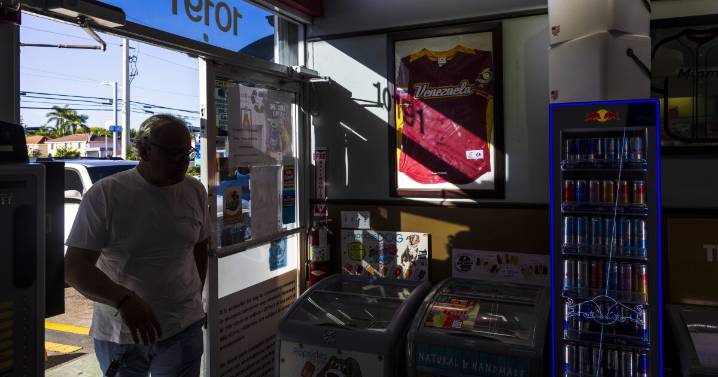 Send troops to Venezuela? In Florida, the question splits a community