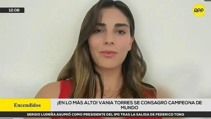 Vania Torres tras consagrarse campeona mundial de surf: “Siento que he entrenado casi toda mi vida para esto”