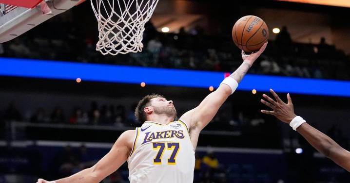 Doncic, Ayton and Reaves lead the Lakers past the Pelicans 118