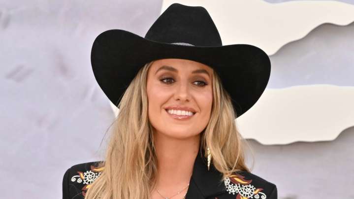 Lainey Wilson's Biggest Fashion Disasters