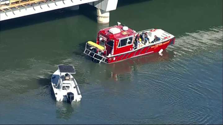 Woman's body reported floating in Lake Ray Hubbard, officials say
