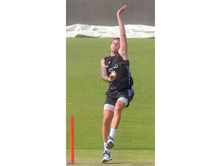 Botham backs 9-Test-old English pacer to "surprise" during Ashes