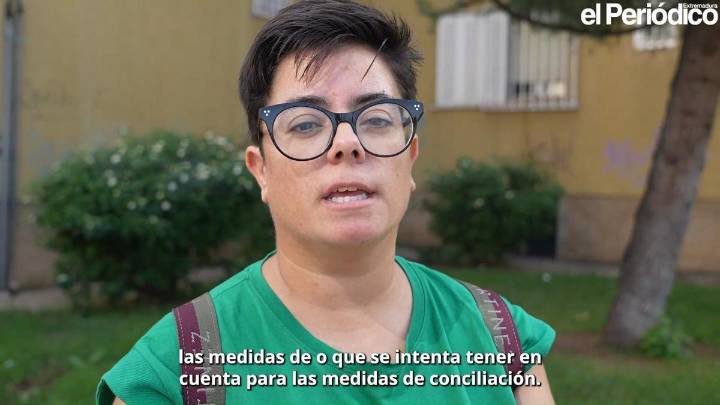 Madres solteras por elección en Extremadura: "Estamos hartas de tener que dar explicaciones para que se nos reconozca"