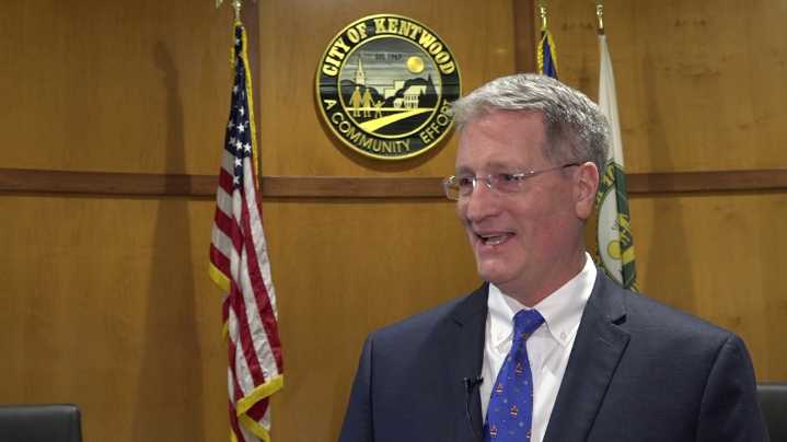 Stephen Kepley defeats Monica Sparks in race for Kentwood City Mayor, according to unofficial results