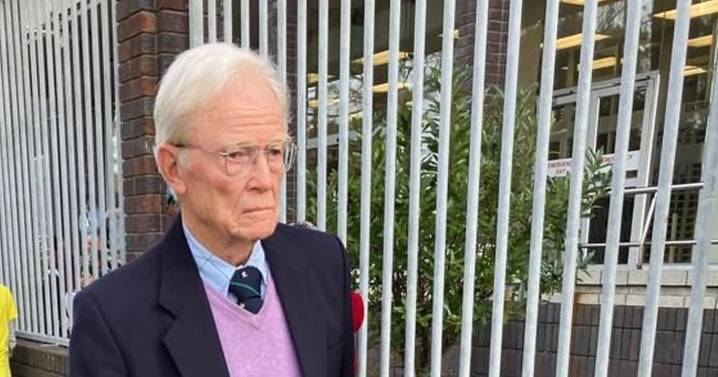 Ex-teacher facing 93 sex abuse charges fights moves to bring him back to Scotland