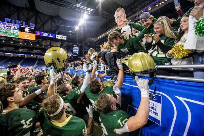 See photos as Jackson Lumen Christi claims D6 MHSAA football state title over Kingsley