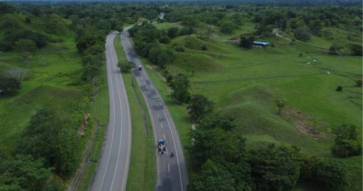 La nueva vía Medellín-Costa que ahorrará varios horas de viaje, fue recién inaugurada