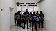 Detuvieron a 6 personas, entre ellos 4 peruanos con documentos falsos en céntrico hotel