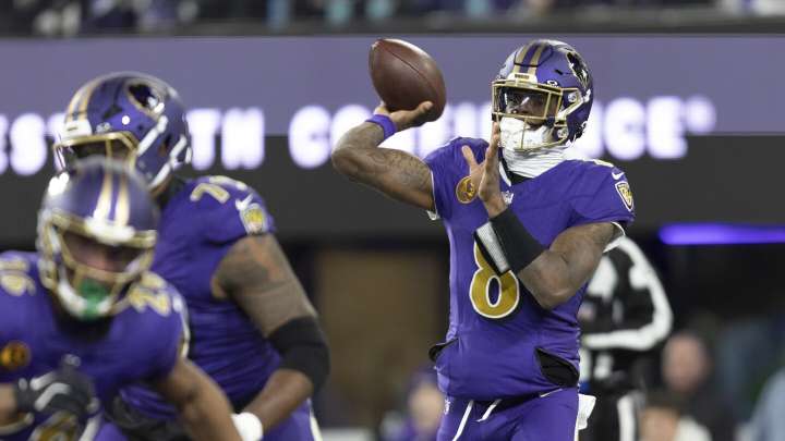 Lamar Jackson: I need to be consistent, not miss throws in games that I make in practice