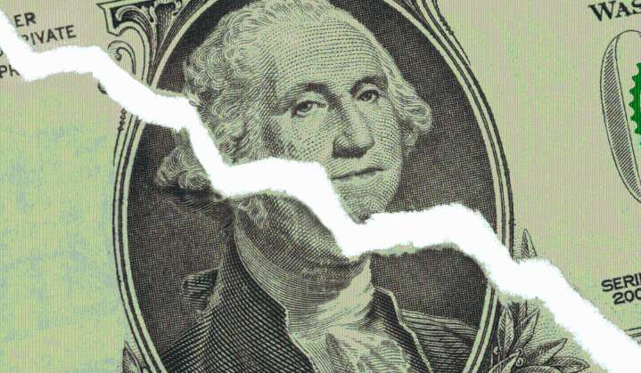 Dólar cierra en su nivel más bajo en tres años en Colombia