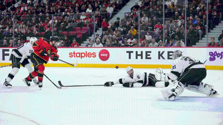 Forsberg makes 17 saves, Kings shut out Senators